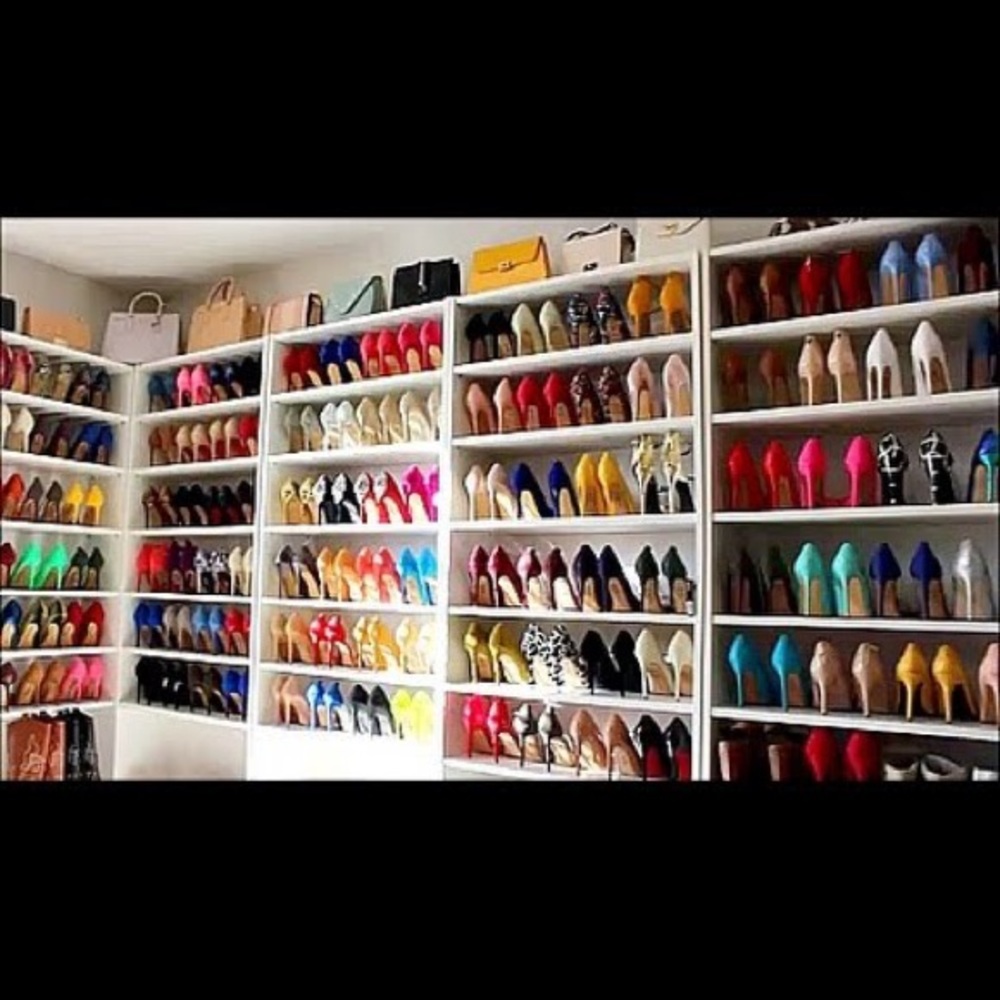 Re-Vamping my closet!!! Glitz style! - Picture 5 of 9